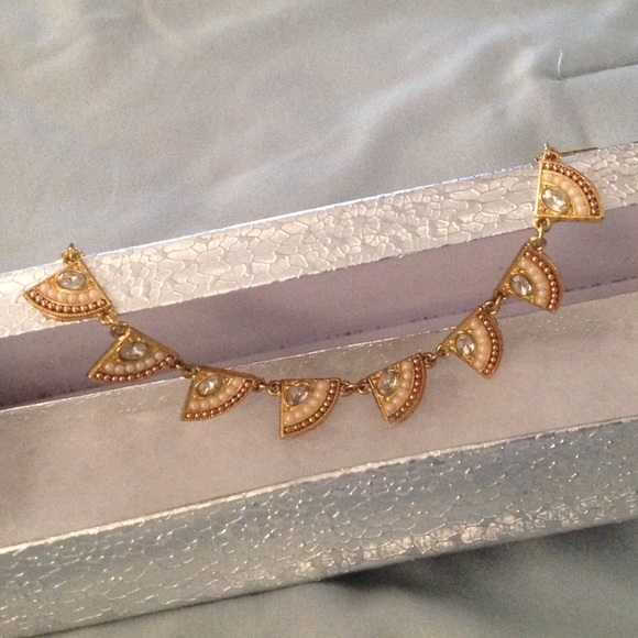 Casablanca 12k Gold Station Necklace - Picture 2 of 4